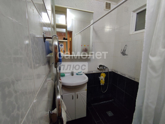 Продам двухкомнатную (2-комн.) квартиру, Ленина ул, 114А, Славянск-на-Кубани г
