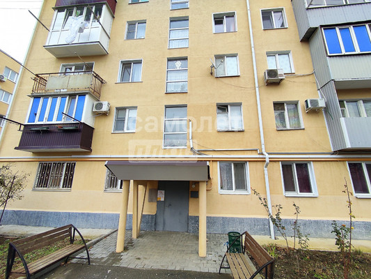 Продам двухкомнатную (2-комн.) квартиру, Ленина ул, 114А, Славянск-на-Кубани г