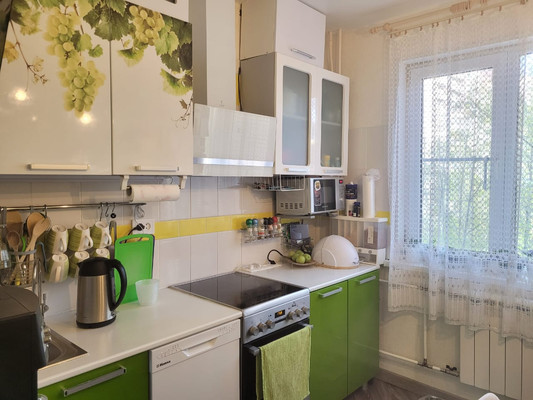 Продам двухкомнатную (2-комн.) квартиру, Моравский пер, 7к1, Санкт-Петербург г