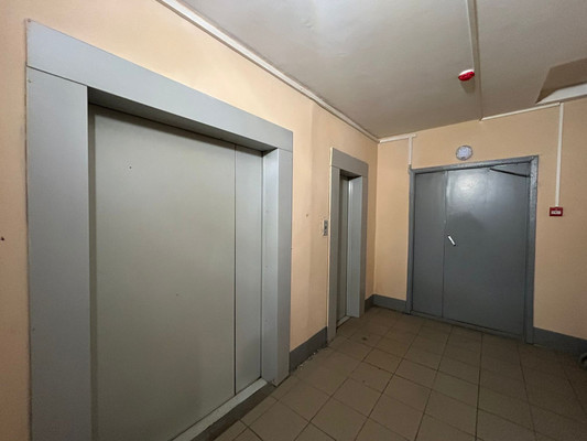 Продам двухкомнатную (2-комн.) квартиру, Моравский пер, 7к1, Санкт-Петербург г