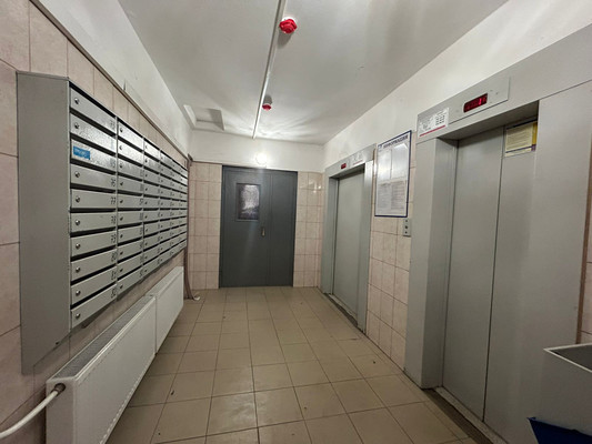 Продам двухкомнатную (2-комн.) квартиру, Моравский пер, 7к1, Санкт-Петербург г