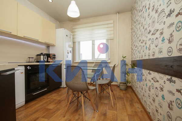 Продам многокомнатную квартиру, Копылова ул, 48, Красноярск г