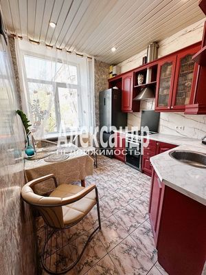 Продам двухкомнатную (2-комн.) квартиру, Республиканская ул, 18к2, Санкт-Петербург г