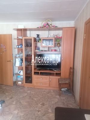 Продам многокомнатную квартиру, Садовый пер, 4, Рощино гп
