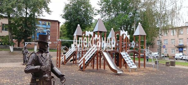 Продам многокомнатную квартиру, Садовый пер, 4, Рощино гп