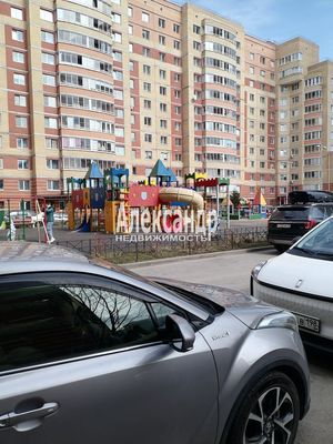 Продам однокомнатную (1-комн.) квартиру, Оптиков ул, 35к1, Санкт-Петербург г