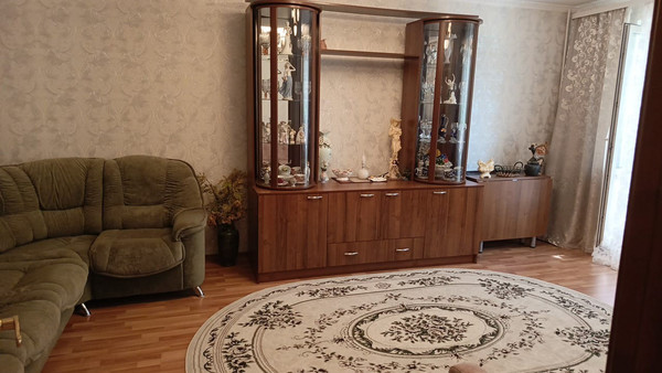 Продам трехкомнатную (3-комн.) квартиру, Красногвардейский б-р, 27к2, Подольск г