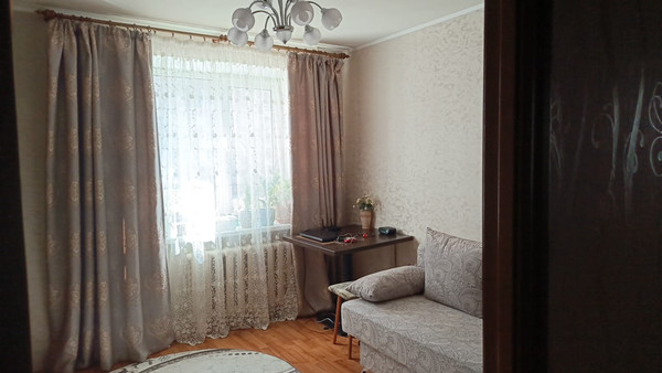 Продам трехкомнатную (3-комн.) квартиру, Красногвардейский б-р, 27к2, Подольск г
