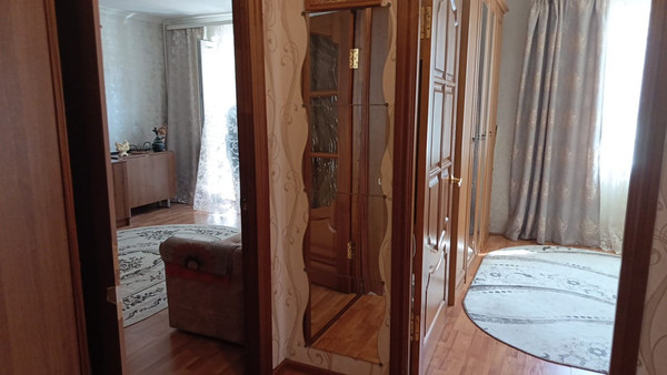 Продам трехкомнатную (3-комн.) квартиру, Красногвардейский б-р, 27к2, Подольск г