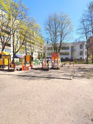 Продам однокомнатную (1-комн.) квартиру, Московский пр-кт, 6, Выборг г