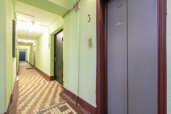 Продам двухкомнатную (2-комн.) квартиру, Очаковское ш, 19к2, Москва г