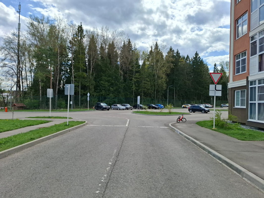 Продам двухкомнатную (2-комн.) квартиру, Бакеево парк кв-л, 1, Бакеево д