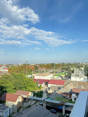 Продам двухкомнатную (2-комн.) квартиру, Осетинская ул, 144, Нальчик г