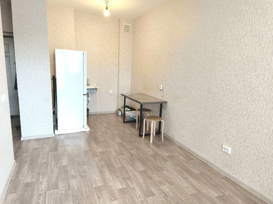 Продам двухкомнатную (2-комн.) квартиру, Александра Матросова ул, 40, Красноярск г