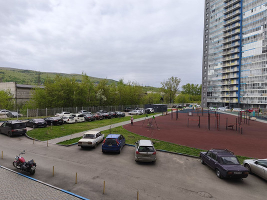 Продам двухкомнатную (2-комн.) квартиру, Александра Матросова ул, 40, Красноярск г