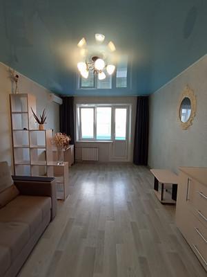 Продам однокомнатную (1-комн.) квартиру, Великой Победы б-р, 17, Волгодонск г