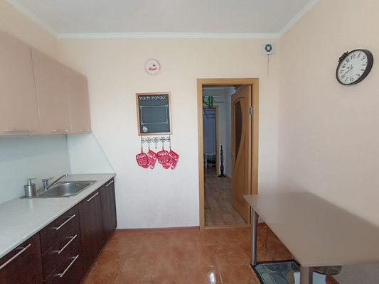 Продам однокомнатную (1-комн.) квартиру, Великой Победы б-р, 17, Волгодонск г