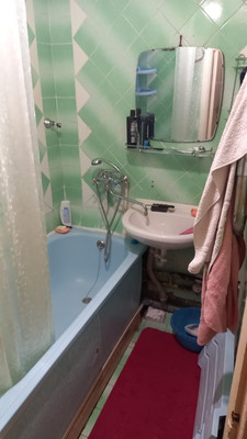 Продам двухкомнатную (2-комн.) квартиру, Ленина ул, 97, Волгодонск г