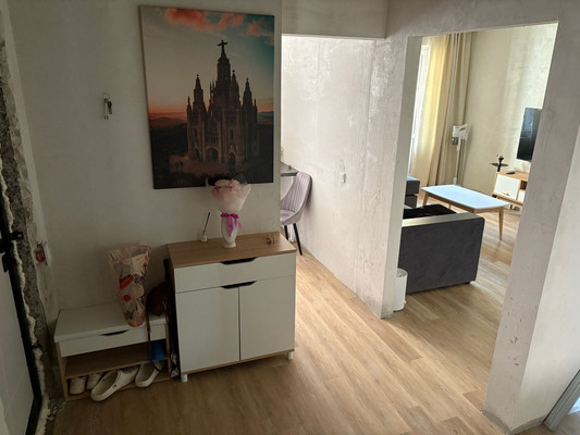 Продам трехкомнатную (3-комн.) квартиру, Энтузиастов ул, 14/1, Волгодонск г