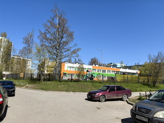 Продам однокомнатную (1-комн.) квартиру, Школьный пер, 22к2, Старая д
