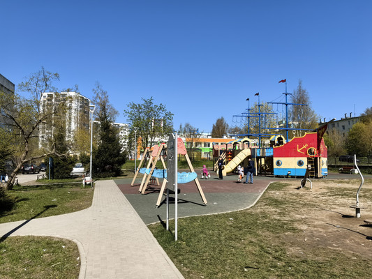 Продам однокомнатную (1-комн.) квартиру, Школьный пер, 22к2, Старая д