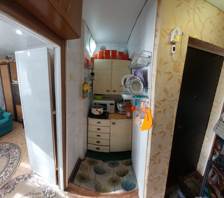 Продам однокомнатную (1-комн.) квартиру, Морская ул, 100, Волгодонск г