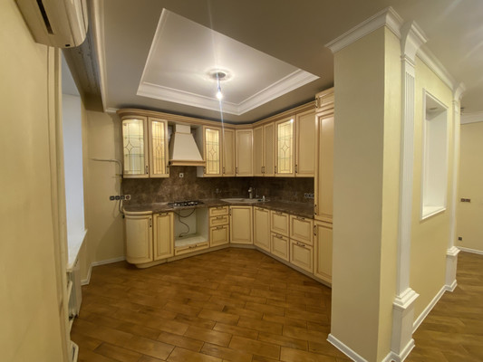 Продам трехкомнатную (3-комн.) квартиру, Университетский пр-кт, 21к1, Москва г