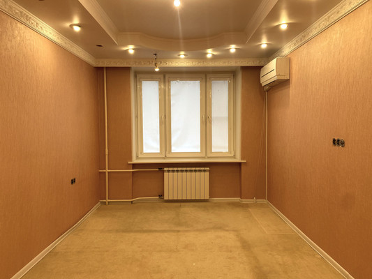 Продам трехкомнатную (3-комн.) квартиру, Университетский пр-кт, 21к1, Москва г