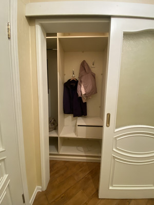 Продам трехкомнатную (3-комн.) квартиру, Университетский пр-кт, 21к1, Москва г