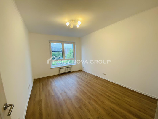 Продам трехкомнатную (3-комн.) квартиру, Генерала Глаголева ул, 5к1, Москва г