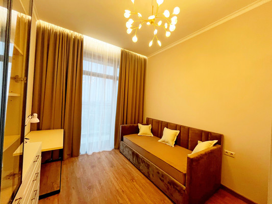 Сдам трехкомнатную (3-комн.) квартиру, Академика Челомея ул, 1А, Москва г