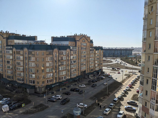 Продам двухкомнатную (2-комн.) квартиру, Адоратского ул, 1, Казань г