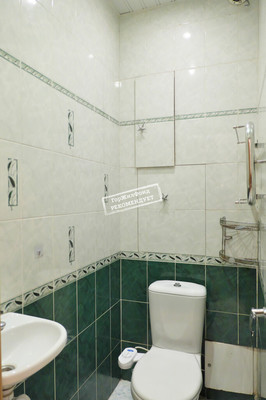 Продам трехкомнатную (3-комн.) квартиру, Ленинский пр-кт, 111к1, Москва г
