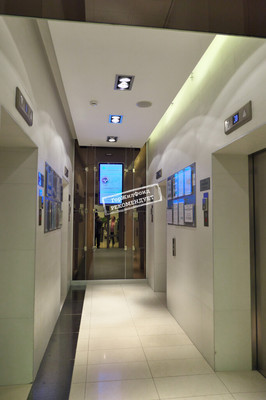 Продам трехкомнатную (3-комн.) квартиру, Ленинский пр-кт, 111к1, Москва г