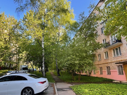 Продам двухкомнатную (2-комн.) квартиру, 3-я Филевская ул, 12к2, Москва г