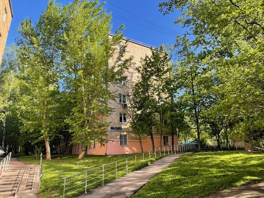 Продам двухкомнатную (2-комн.) квартиру, 3-я Филевская ул, 12к2, Москва г