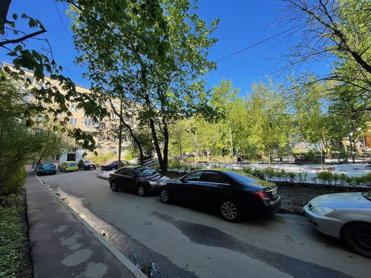 Продам двухкомнатную (2-комн.) квартиру, 3-я Филевская ул, 12к2, Москва г