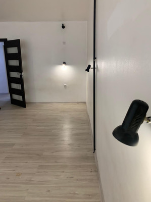 Продам двухкомнатную (2-комн.) квартиру, Космическая ул, 3/8, Грэсовский пгт