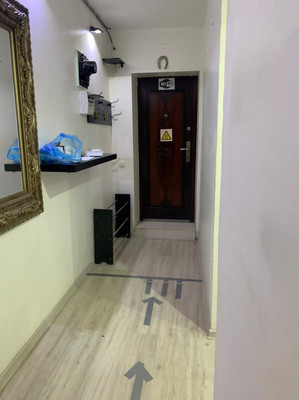 Продам двухкомнатную (2-комн.) квартиру, Космическая ул, 3/8, Грэсовский пгт