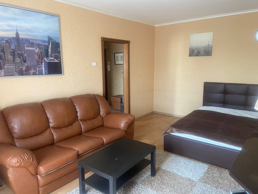 Продам однокомнатную (1-комн.) квартиру, Новочеркасский б-р, 53, Москва г