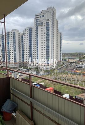 Продам однокомнатную (1-комн.) квартиру, Западный проезд, 11Ак2, имени Свердлова гп