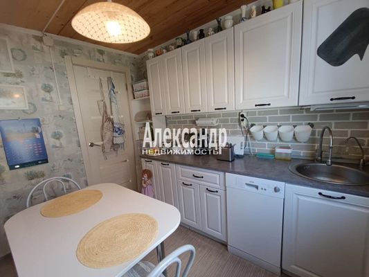 Продам дом в поселке Ромашка, 15-я (Ромашка тер. СНТ) линия, 379, Сертолово г, 8 км от города