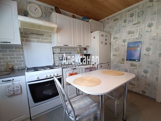 Продам дом в поселке Ромашка, 15-я (Ромашка тер. СНТ) линия, 379, Сертолово г, 8 км от города