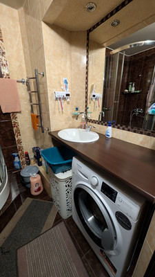 Продам двухкомнатную (2-комн.) квартиру, Рябикова б-р, 38, Иркутск г