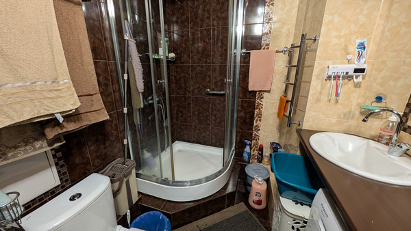 Продам двухкомнатную (2-комн.) квартиру, Рябикова б-р, 38, Иркутск г