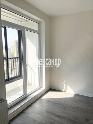 Продам однокомнатную (1-комн.) квартиру, Шоссе в Лаврики ул, 53к2, Мурино п