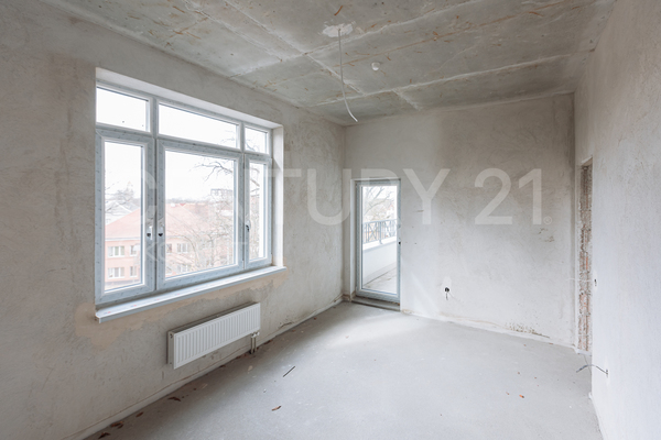Продам многокомнатную квартиру, Вагоностроительная ул, 3А , Калининград г