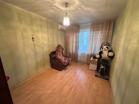 Продам трехкомнатную (3-комн.) квартиру, им. 40-летия Победы ул, 65, Краснодар г