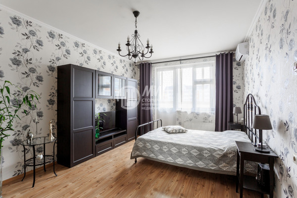 Продам однокомнатную (1-комн.) квартиру, Летчика Грицевца ул, 12, Внуковское п