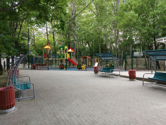Продам трехкомнатную (3-комн.) квартиру, Героев Сталинграда ул, 35, Симферополь г